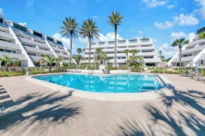 Pool - Updated Aegean Gulf Front Property (Destin)