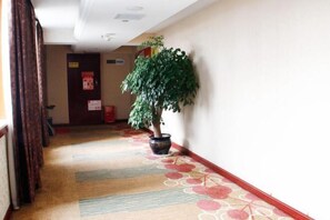 Interior - Qianhao Hotel (Tongzi County)