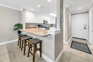 Fridge, microwave, oven, stovetop - Aegean 309: Spacious 3BR Condo with Gulf Views (Destin)