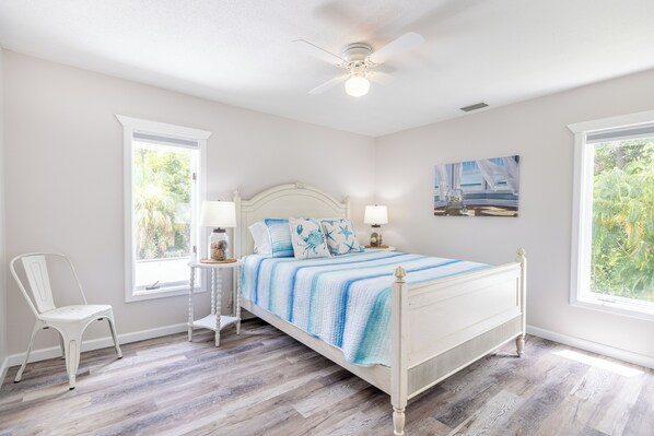 4 bedrooms, iron/ironing board, free WiFi, bed sheets