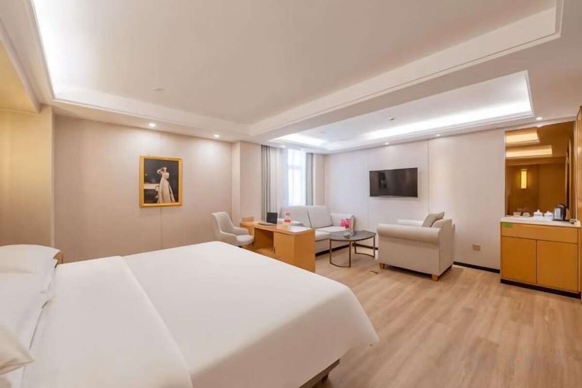 Family Friendly Room (Double Bed)