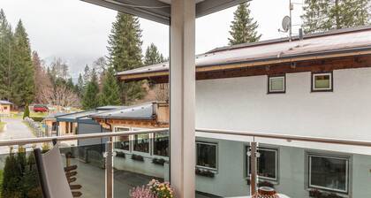 Apartment "Zugspitze" with Shared Garden and Wi-Fi