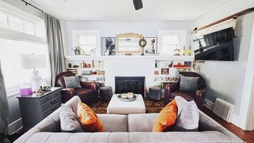 Smart TV, fireplace, offices