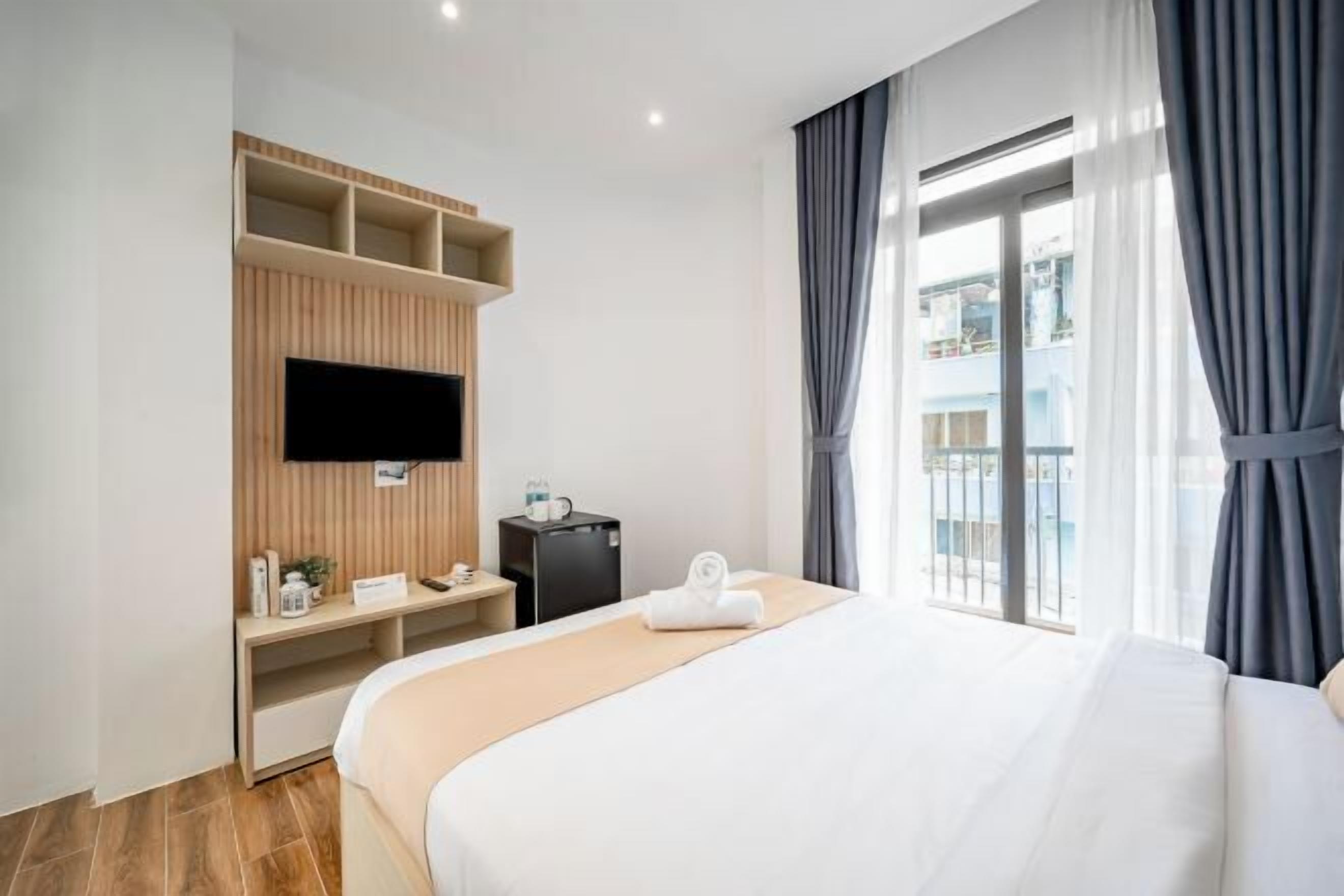 1 bedroom, premium bedding, free WiFi, bed sheets