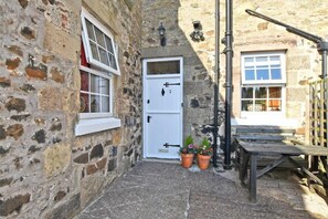 Property grounds - Turnstone Cottage (Belford)