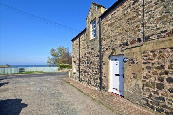 Property grounds - Turnstone Cottage (Belford)