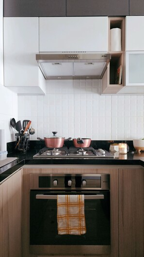 Fridge, microwave, oven, coffee/tea maker - New cosy and modern Apartment in the heart of the city (Lima)