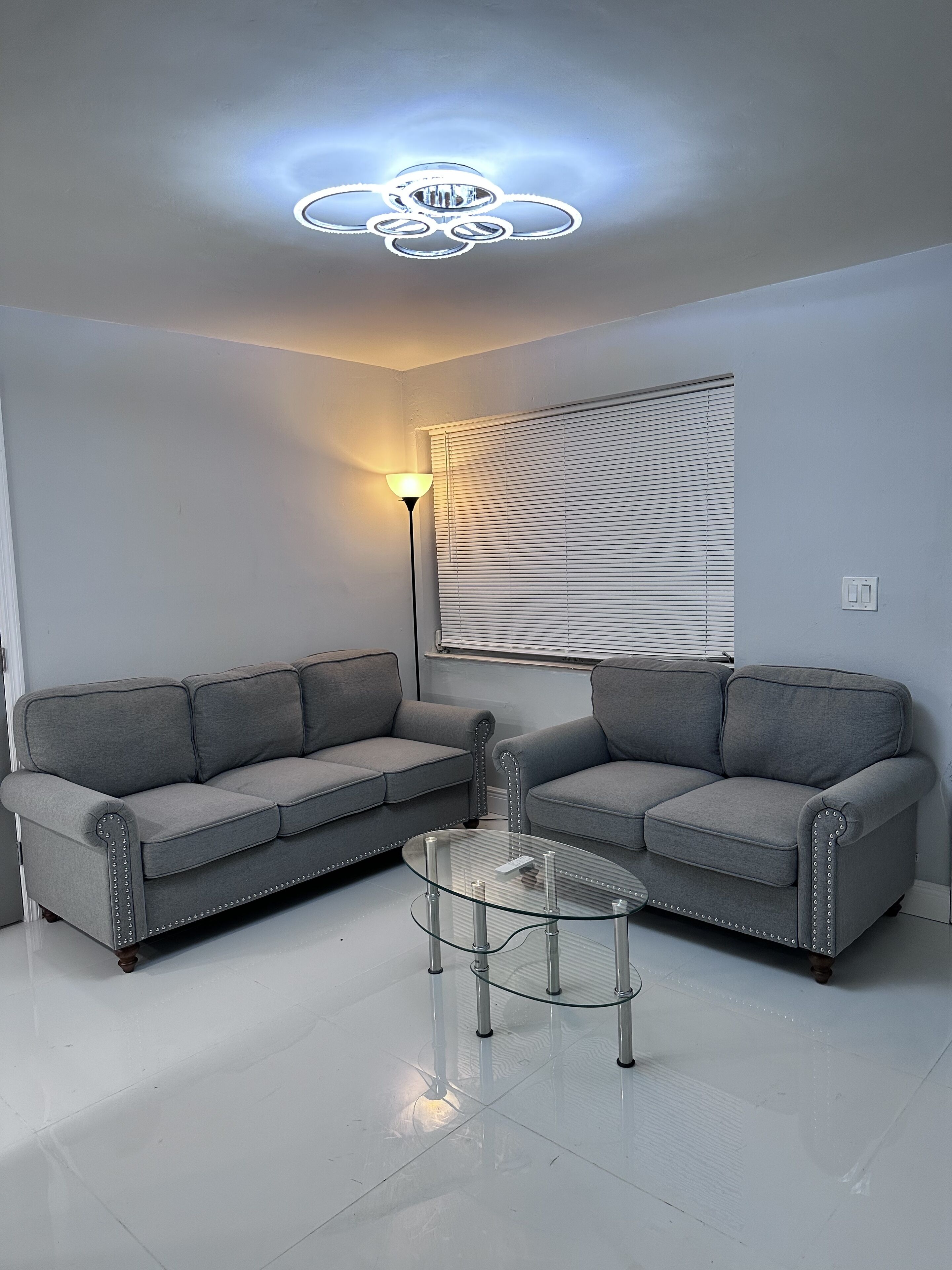 Happeace, A cozy and peaceful apartment close to everything to make your comfort