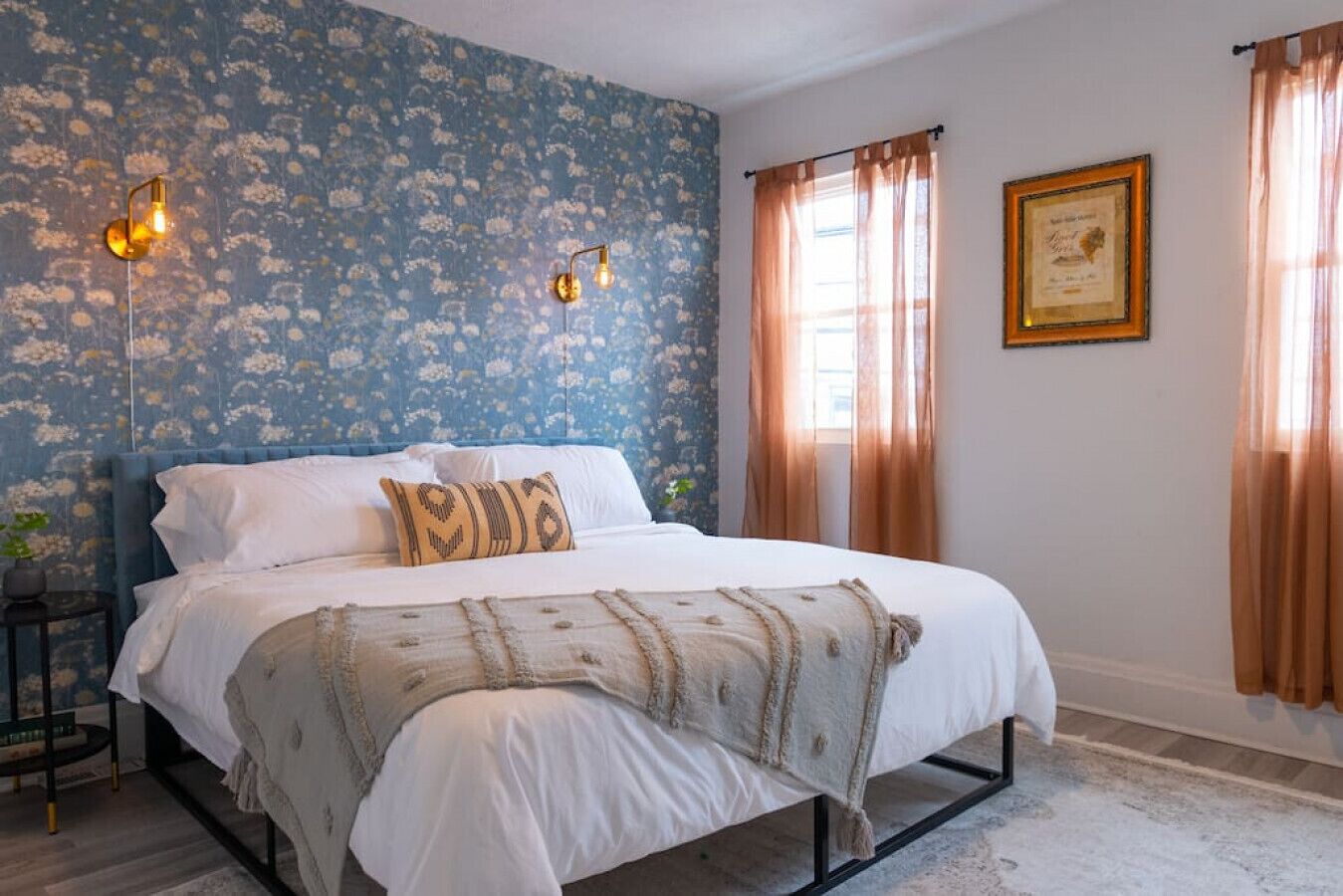 2 chambres, fer et planche à repasser, Wi-Fi, draps fournis