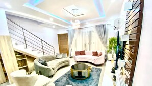 Apartment, 2 Bedrooms | Living area - Grandeur Shortlethomes (Lekki)