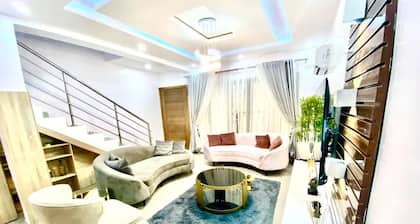 Grandeur Shortlethomes