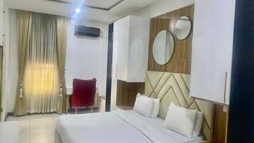 Deluxe Apartment | Free WiFi