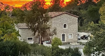 Large stone house, swimming pool, billiards, petanque area, table soccer