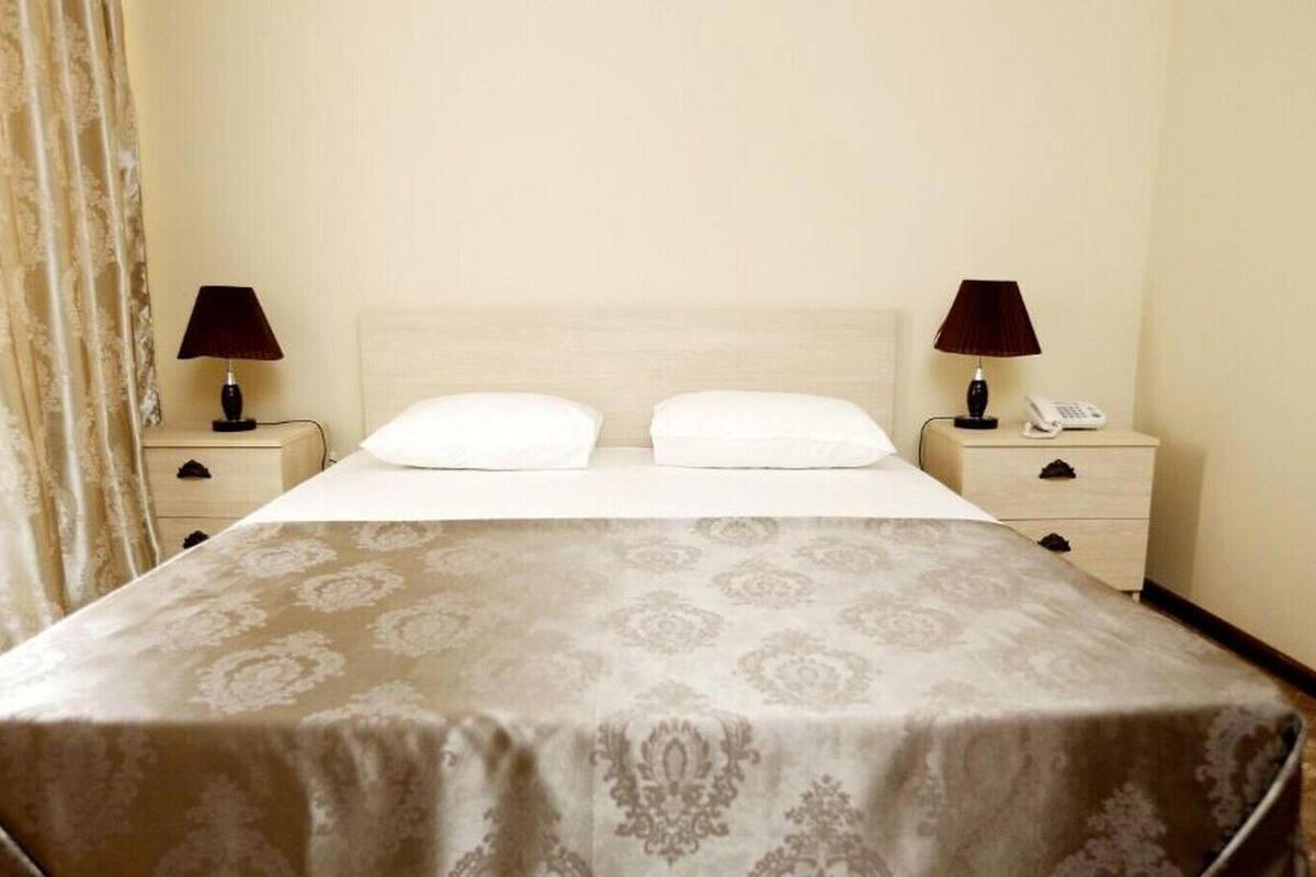 Blackout curtains, free WiFi, bed sheets