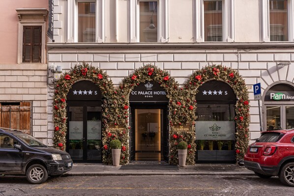 Facciata della struttura