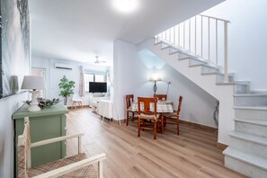 Interior - Apartment "Casa Pereira" with Private Terrace, Balconies & Wi-Fi (Cartaya)