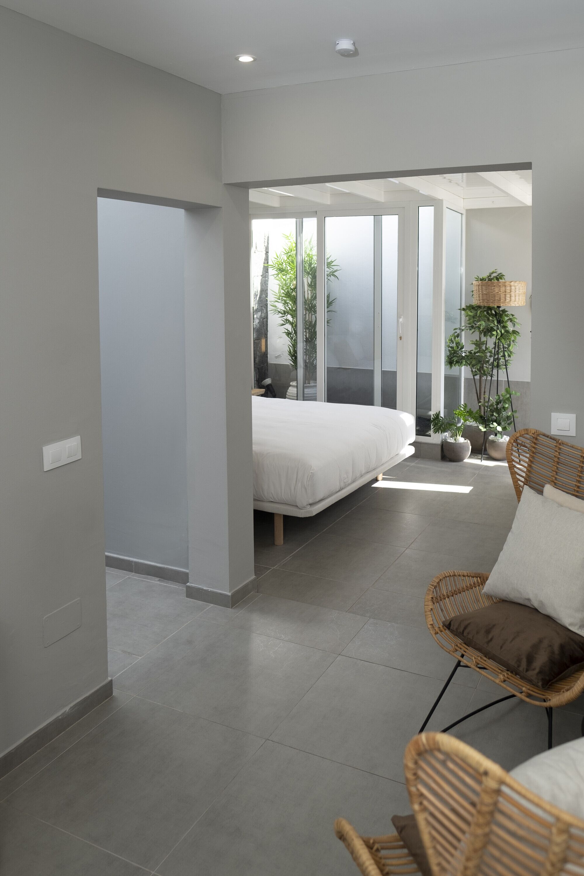 3 habitaciones, tabla de planchar con plancha y wifi gratis 