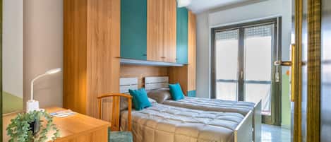 2 habitaciones, tabla de planchar con plancha y wifi gratis