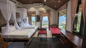 Superior Room, Bathtub, Slope side | 1 bedroom, minibar, desk, laptop workspace - Amigo Pu Luong (Ba Thuoc)