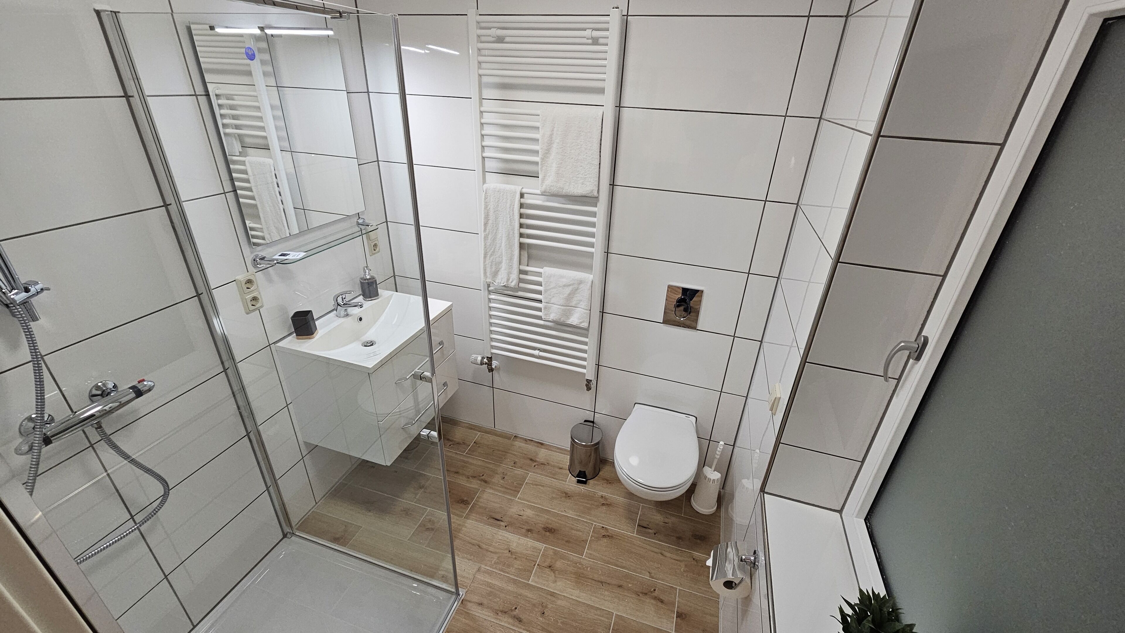 Zweibettzimmer, 2 Einzelbetten, Nichtraucher, mit Bad | Badezimmer