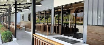 Aurora Villas and Cabin Resort