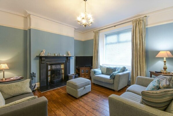 Fireplace, DVD player, books