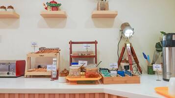 Daily buffet breakfast (INR 350 per person)