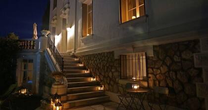 Stunning Belle Epoque Villa in the heart of Cannes, private pool, secure parking