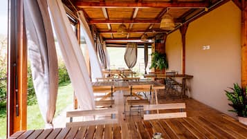 Petit déjeuner buffet compris tous les jours