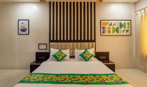 Premium Room | Individually furnished, desk, blackout curtains, rollaway beds - Treebo The Golden Sands, Bistupur (Jamshedpur)