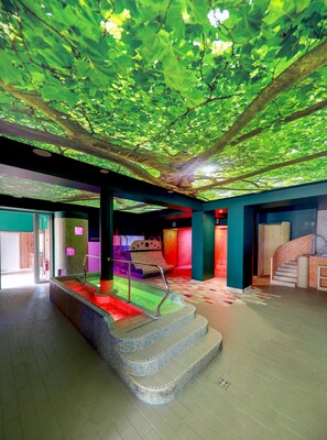 Espace de soins pour les couples, sauna, soins corporels