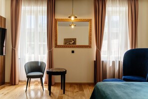 Premium Room | Hypo-allergenic bedding, desk, free WiFi, bed sheets