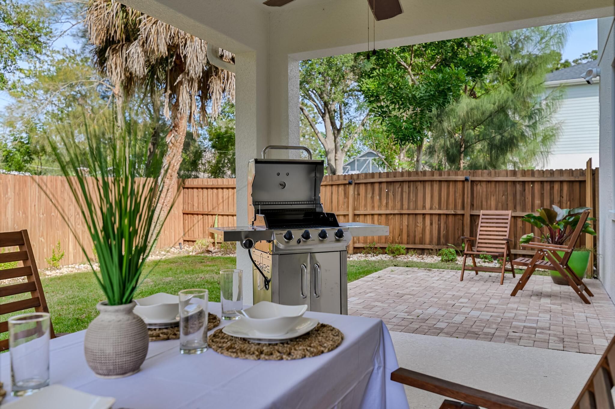 Large Open Concept Family Home w/ EV Charger