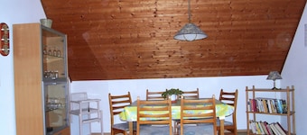 Beautiful fine apartment with garden, meadow, view of water and land