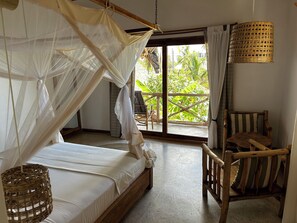 Pengeskab på værelset