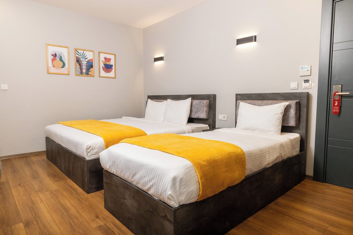 In-room safe, desk, laptop workspace, free WiFi