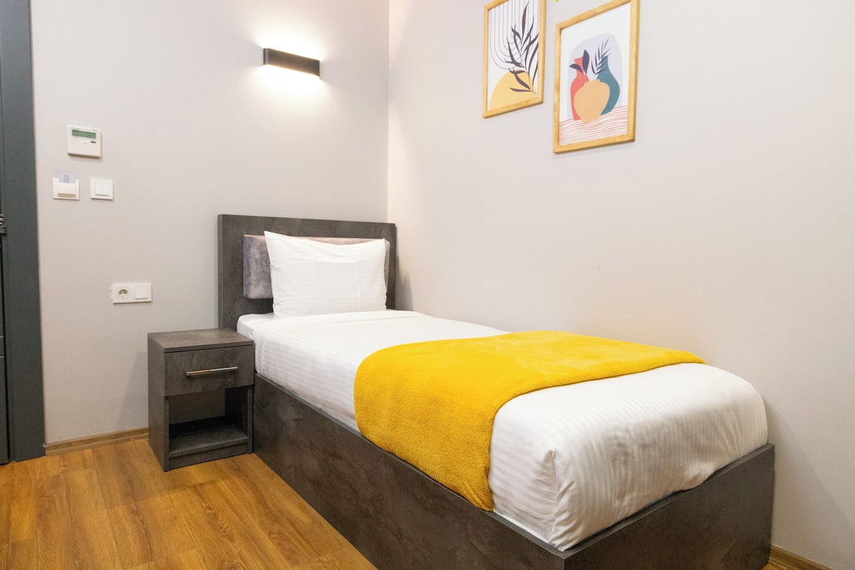 Executive Single Room | In-room safe, desk, laptop workspace, free WiFi