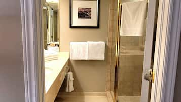 Shower, jetted tub, hair dryer, towels