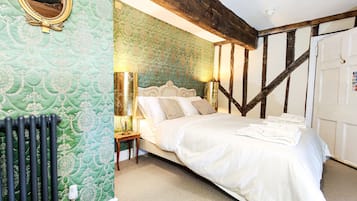 Deluxe Double Room | Premium bedding, individually decorated, individually furnished
