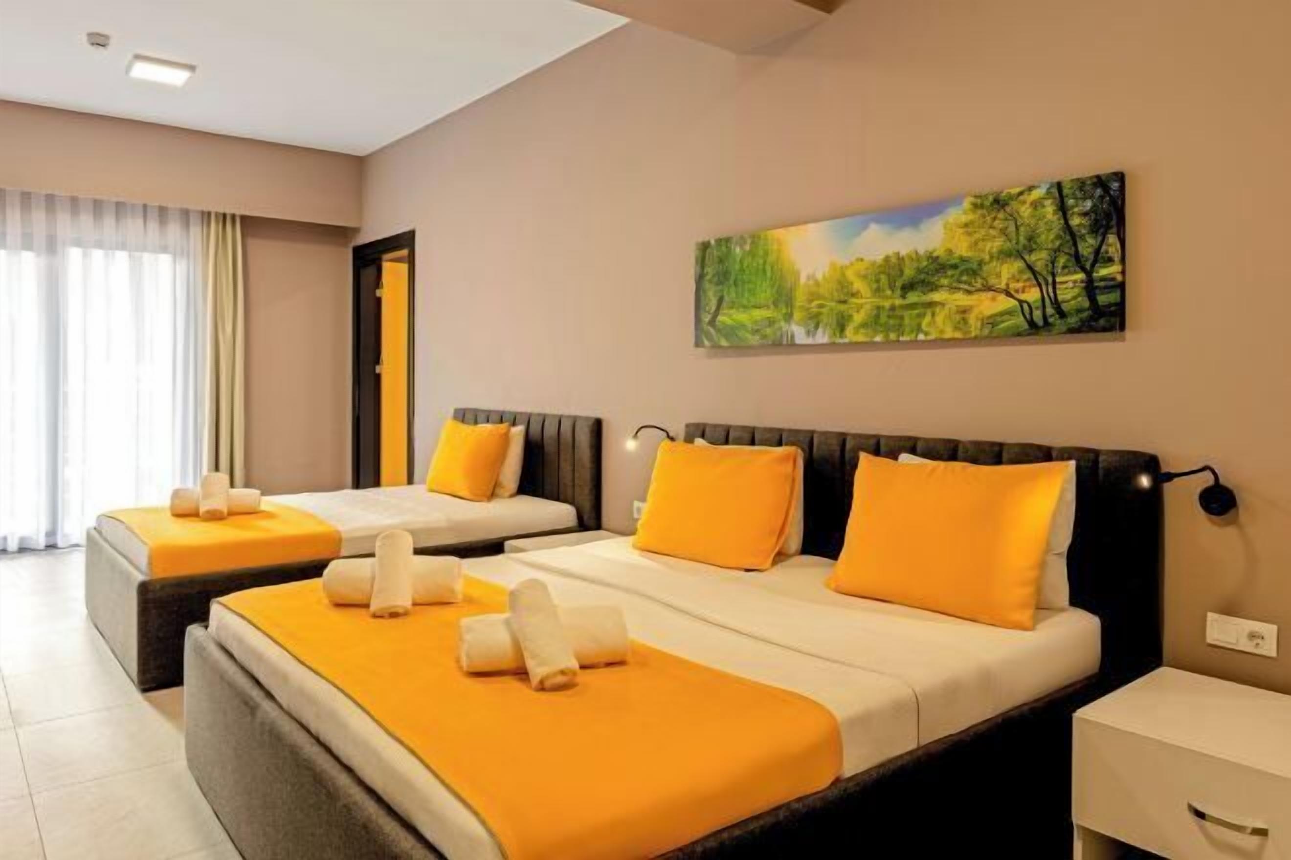 Premium bedding, minibar, in-room safe, desk