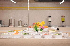 Desayuno bufé gratuito y diario