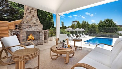 Burrawang House - luxurious, immaculately presented country retreat