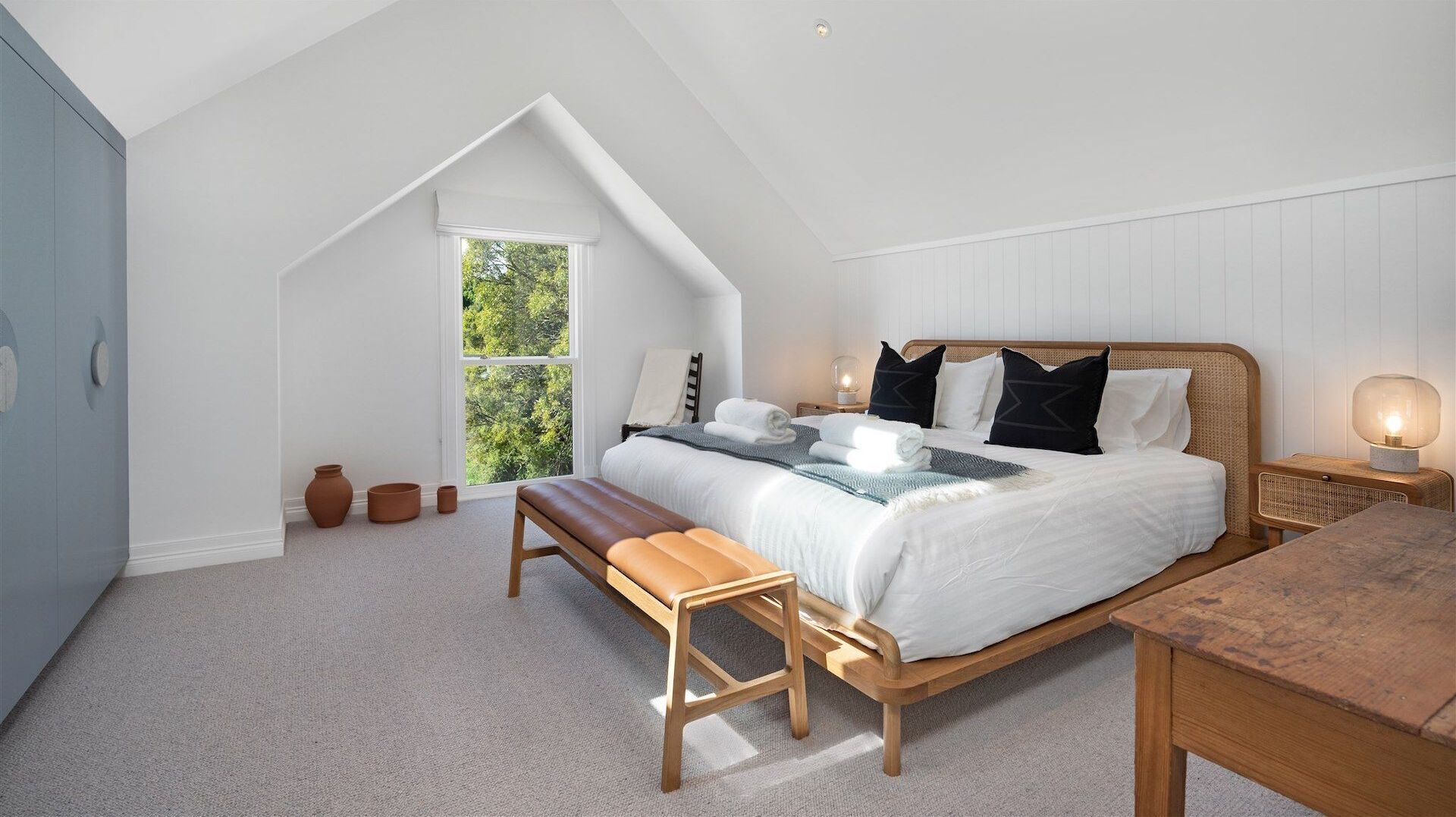 5 Schlafzimmer, Bügeleisen/Bügelbrett, Reisekinderbett, WLAN