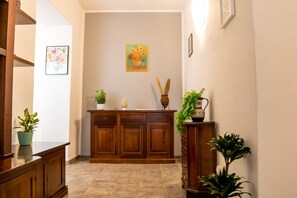 Interior - PALERMO MAQUEDA, SUITE ROOMS (Palermo)