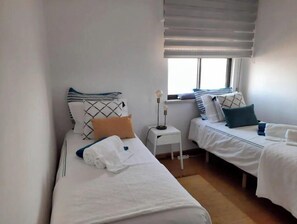 2 bedrooms