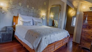 Romantic Room, 1 Queen Bed | In-room safe, blackout drapes, iron/ironing board, WiFi (free) - Cerrado das Fontainhas (Sintra)