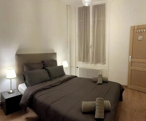 2 bedrooms, WiFi, bed sheets - Luxury apartment (Paris)