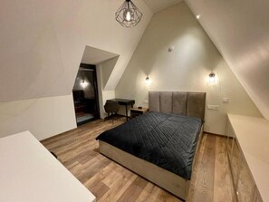 1 bedroom, desk, iron/ironing board, internet - Cozy Central Attic SELF CHECK-In (Vilnius)