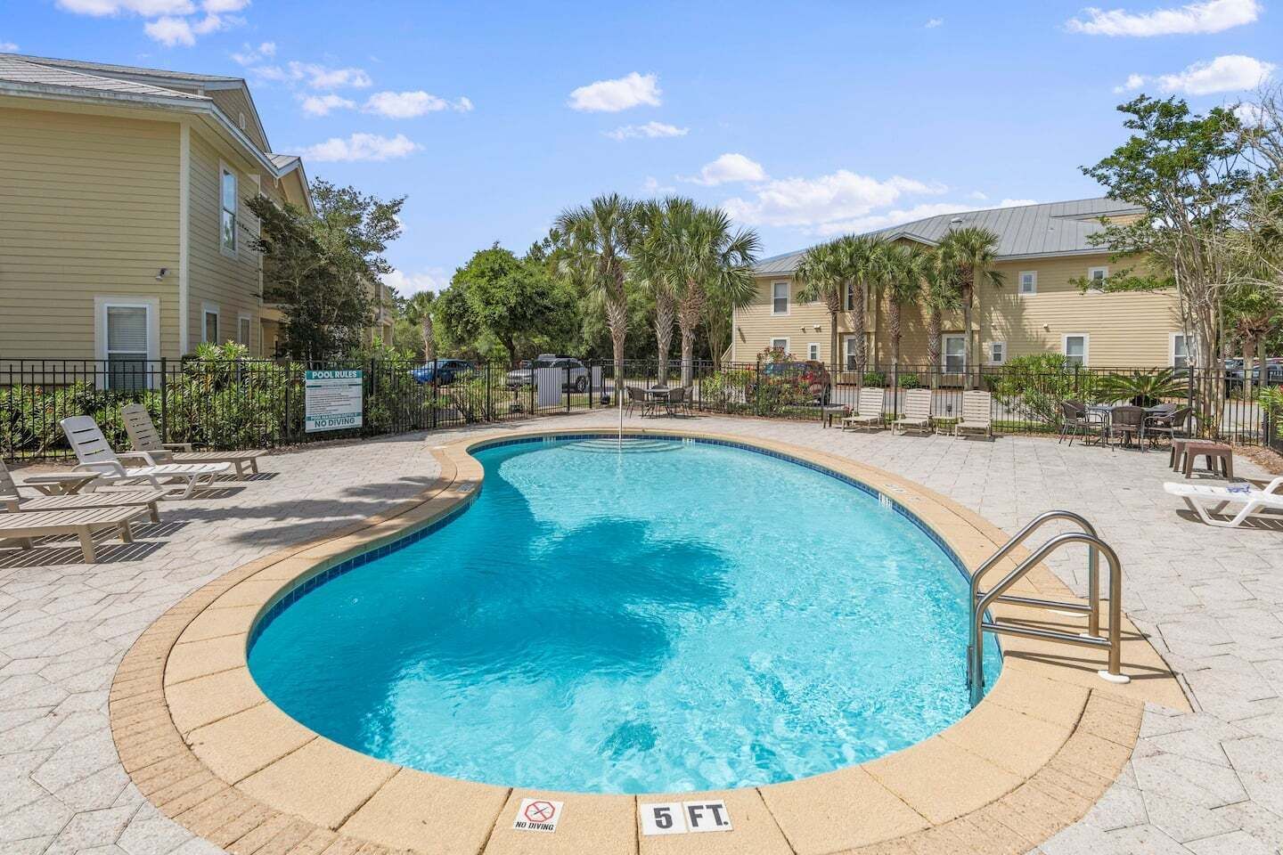 New Rental! Community Pool! Topsail Village. 