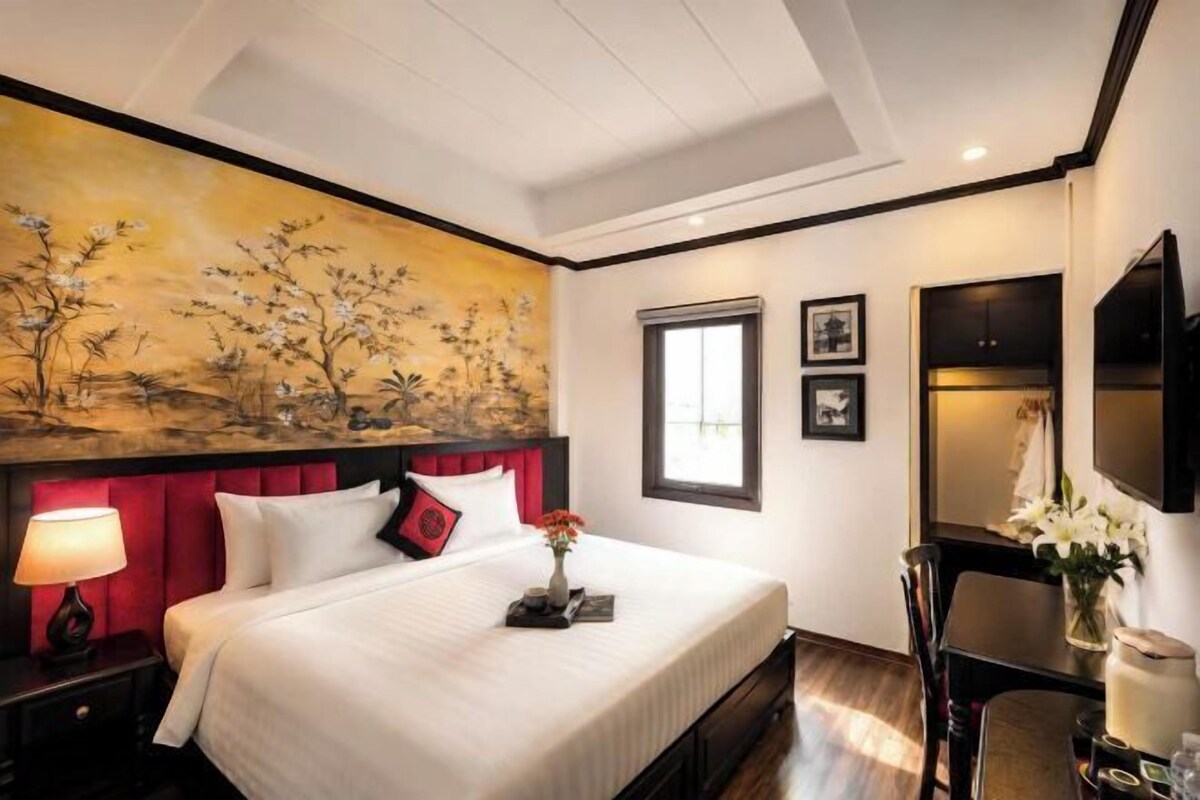 Premium bedding, down comforters, memory foam beds, minibar